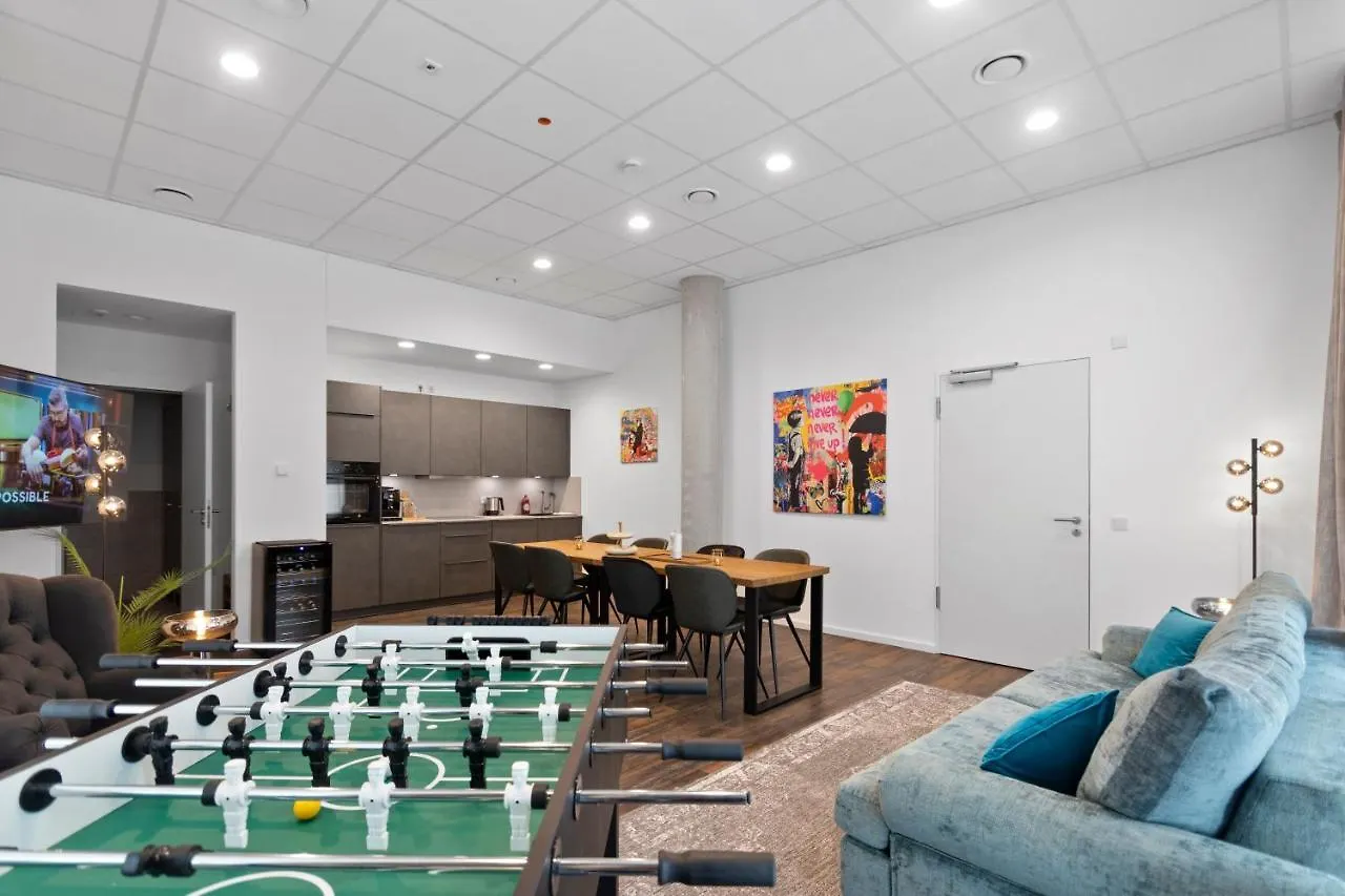 Flatista Homes - Aubing Munich Appartement